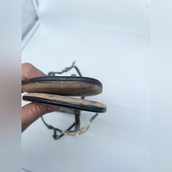 Gucci Black Metallic Leather Ellemere GG Interlocking HEART Thong Sandal EU 39 - Picture 5 of 11